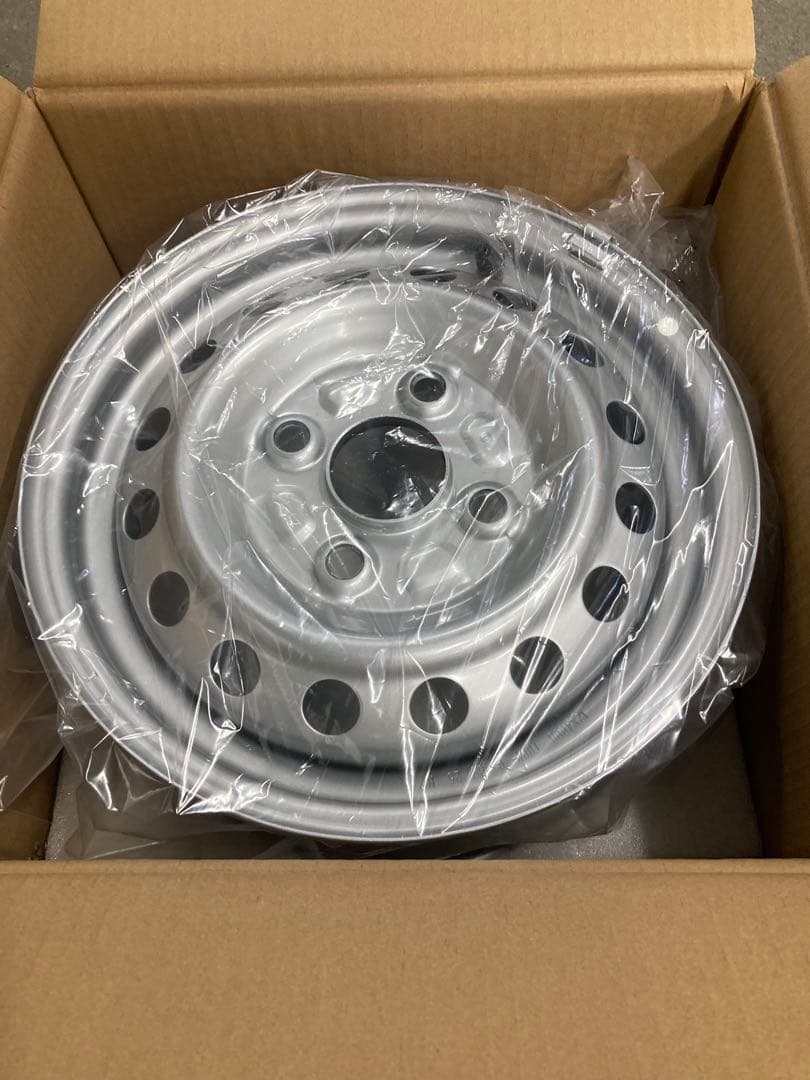 ダイハツ　純正スチールホイール　12インチ　新車外し　4本セット　送料込み