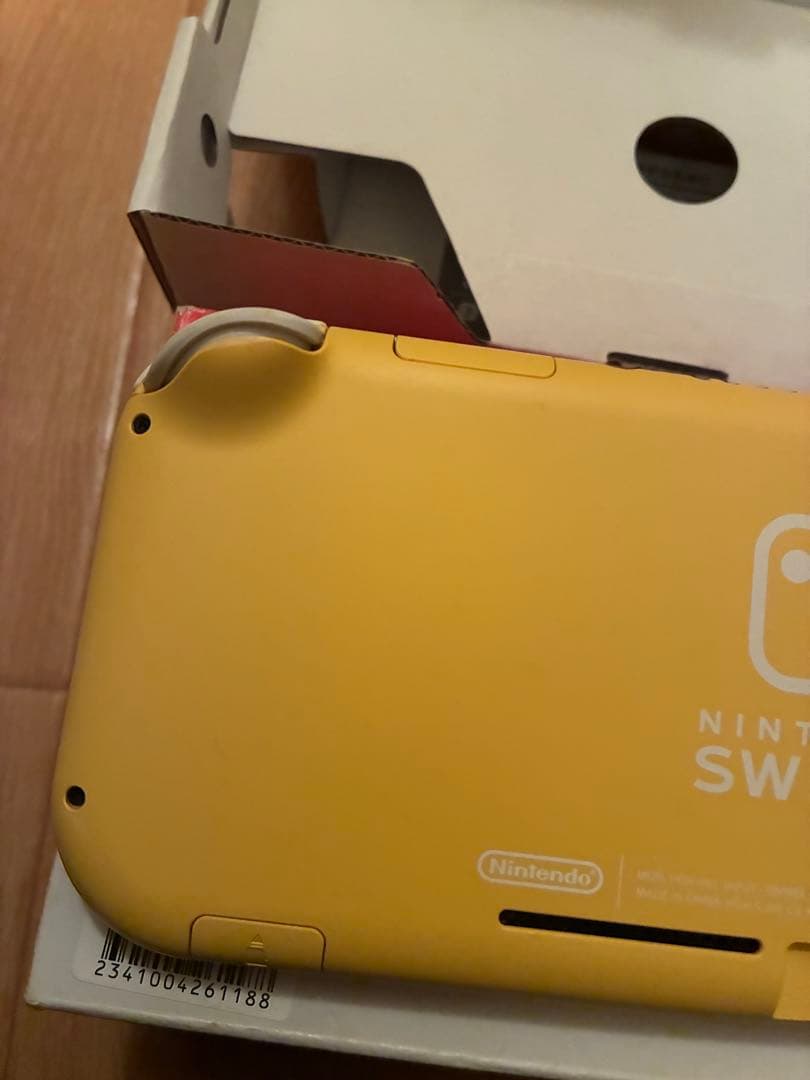 Nintendo Switch lite イエロー　本体