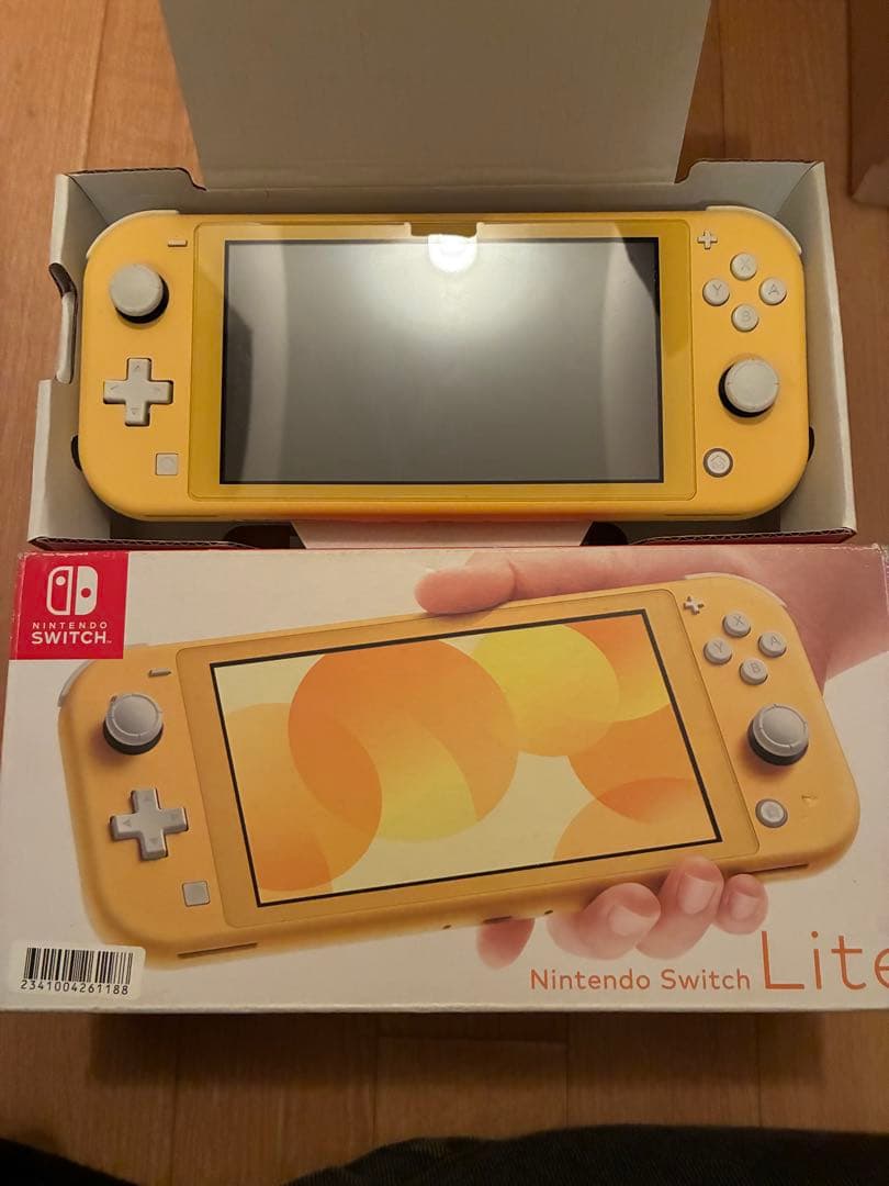 Nintendo Switch lite イエロー　本体