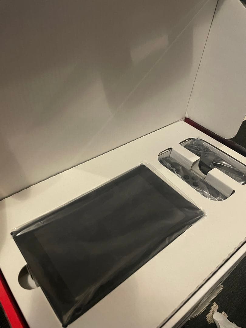 Nintendo Switch + モンハンRise付き128Gカード付きおまけ