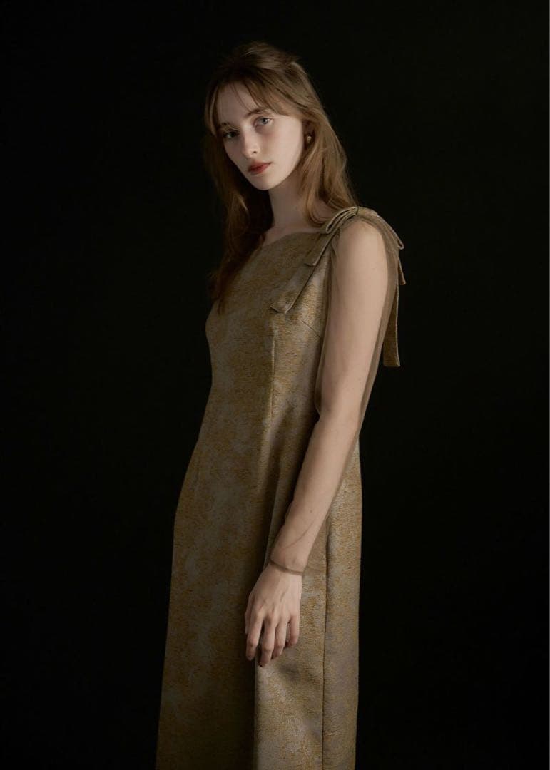 LE’RURE Shoulder ribbon jacquard dress