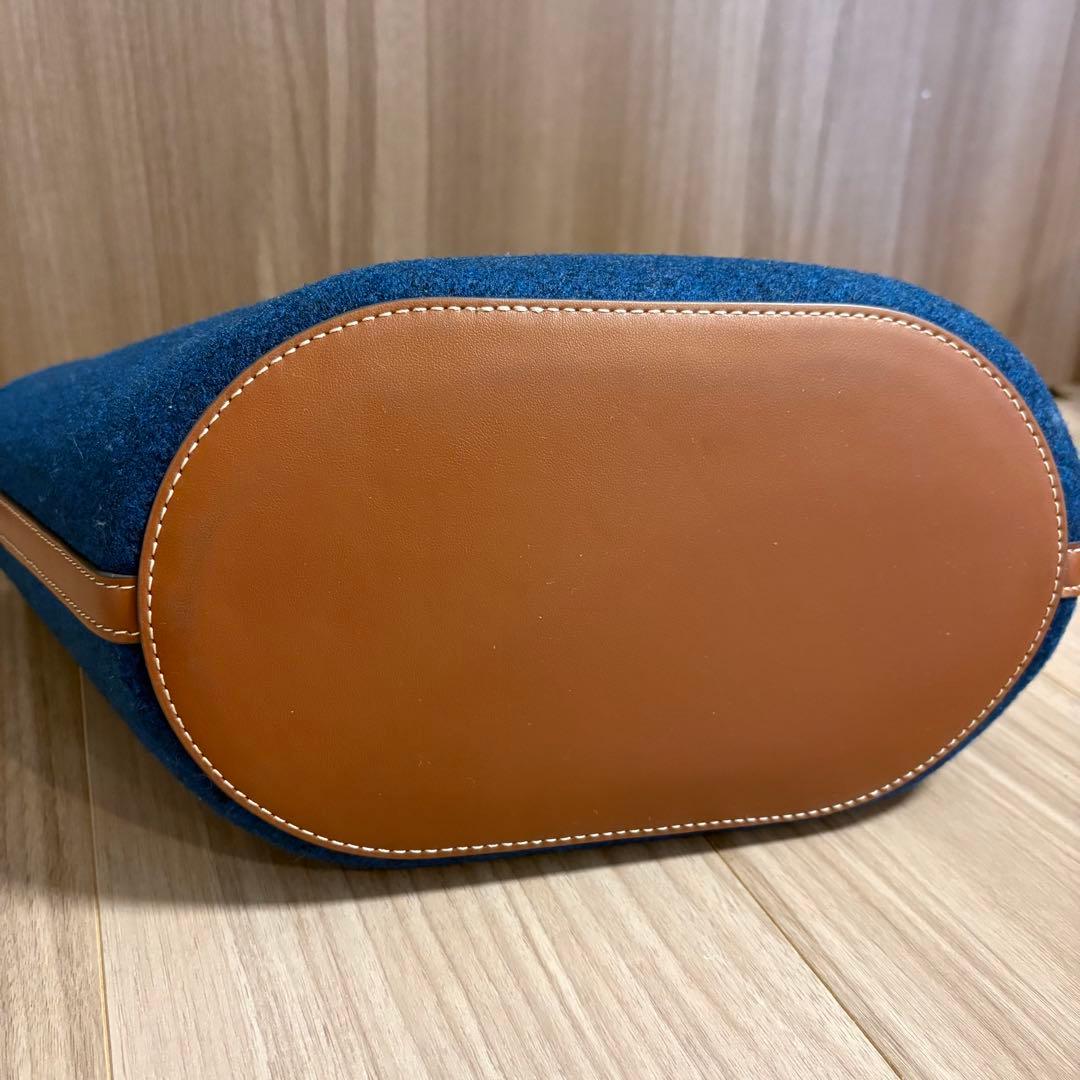 （ may）美品✨ANNA HINDMARCH ネイビー フェルトトート