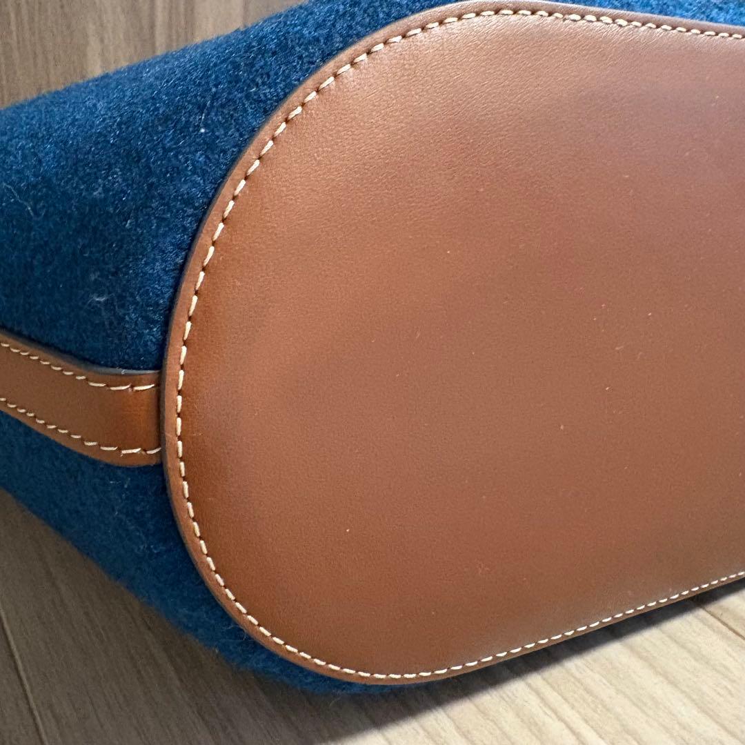 （ may）美品✨ANNA HINDMARCH ネイビー フェルトトート