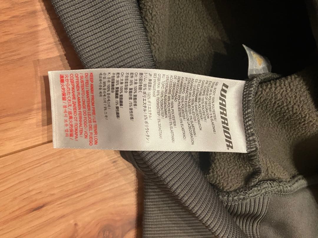 リバプールFC Warrior製 ガルーダロゴ トレーニングトップ