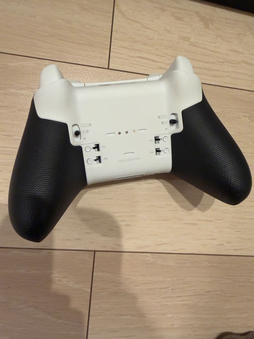 Xbox Elite ワイヤレス コントローラー Series 2