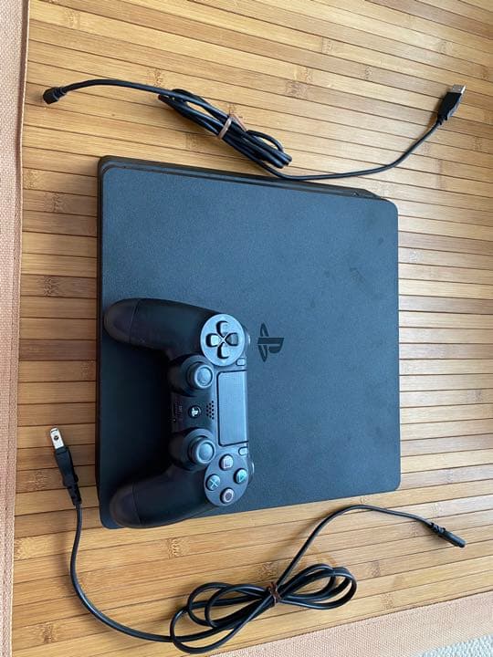 Nintendo Switch ps4 CUH2200 1T