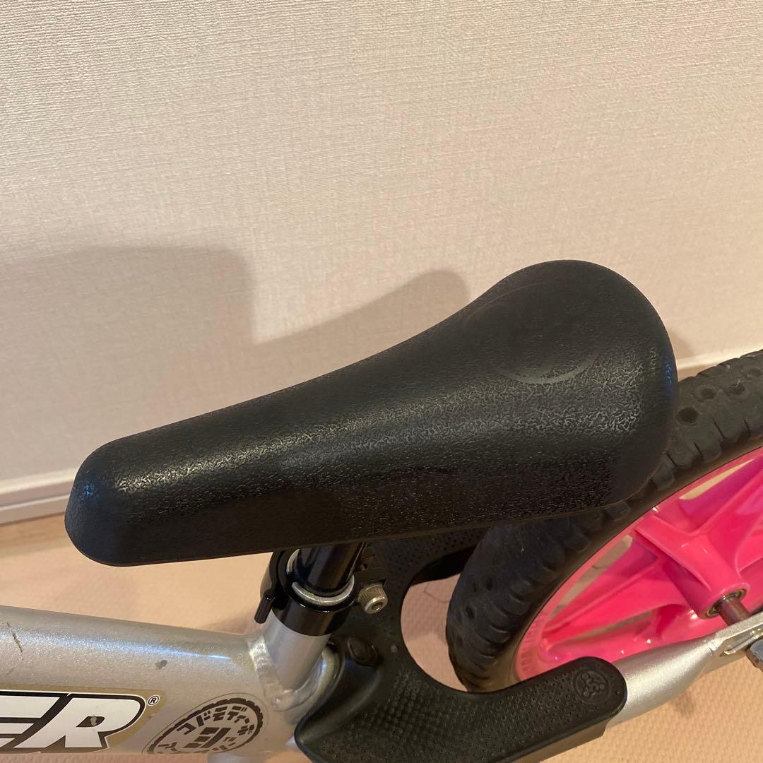 【ストライダー　プロ】STRIDER バランスバイク シルバー　ピンク