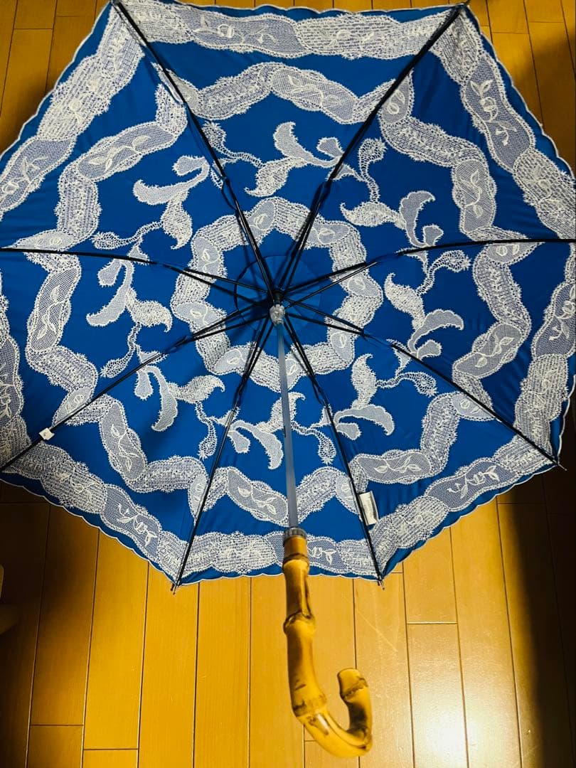 VivienneWestwood 青いレースの長傘
