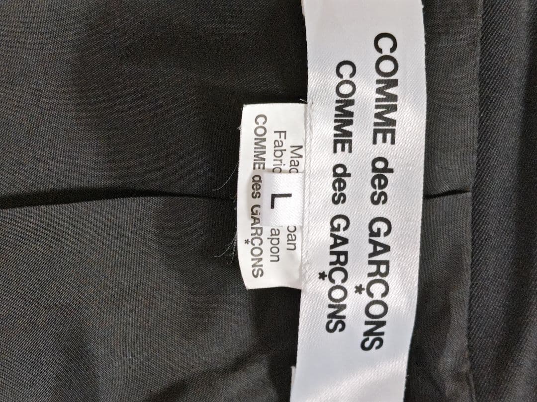 コムデギャルソン 　テーラードジャケット ブラック！