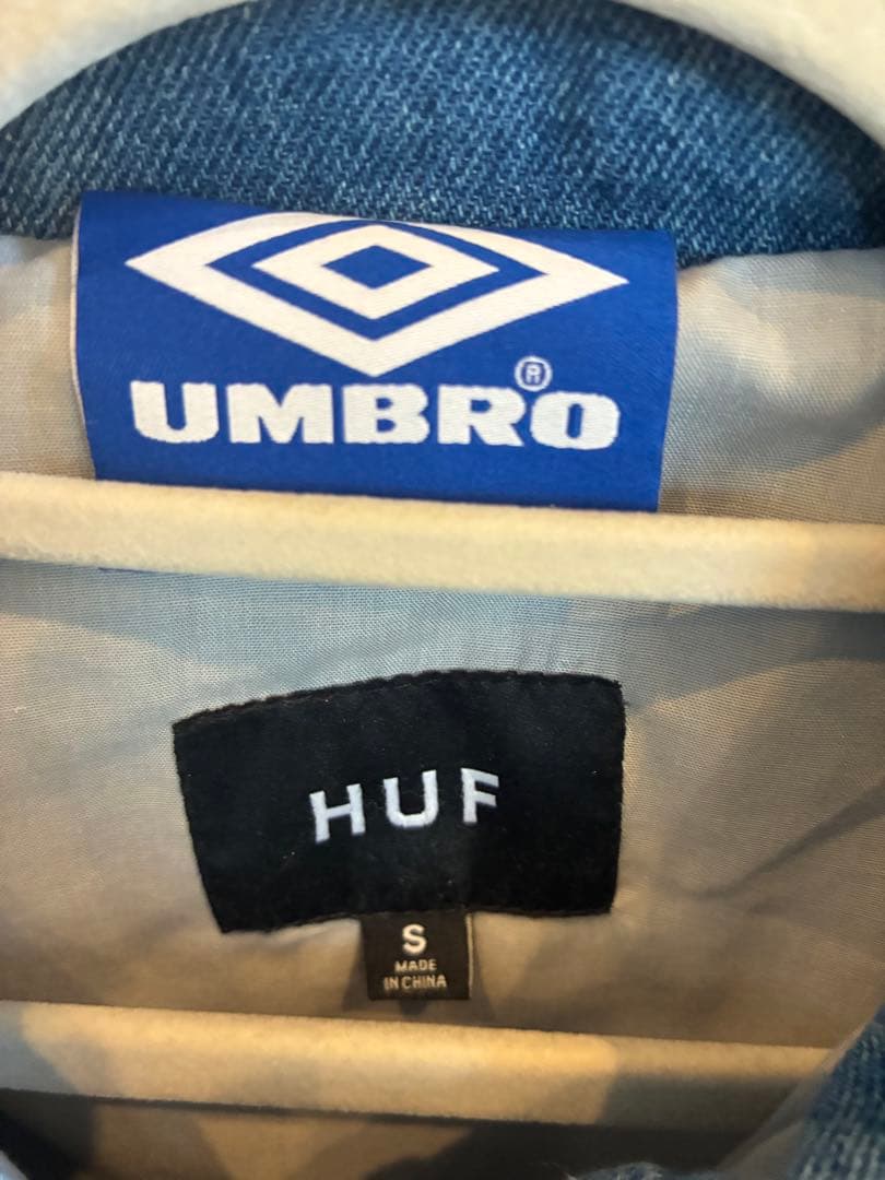 【専用】HUF×UMBRO コラボ　デニムジャケット　Sサイズ　メンズレディース