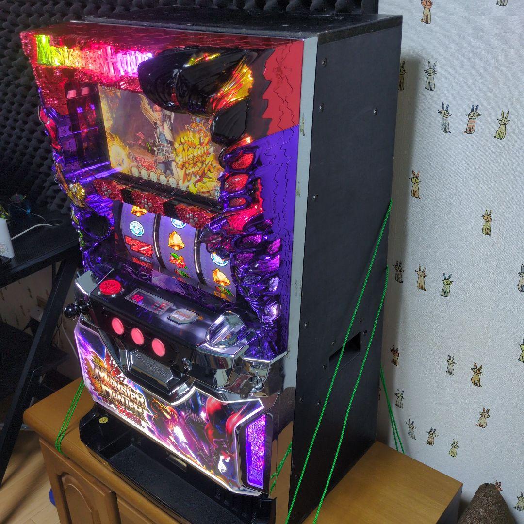 【送料込み】家庭用　パチスロ 実機 モンスターハンター狂竜戦線