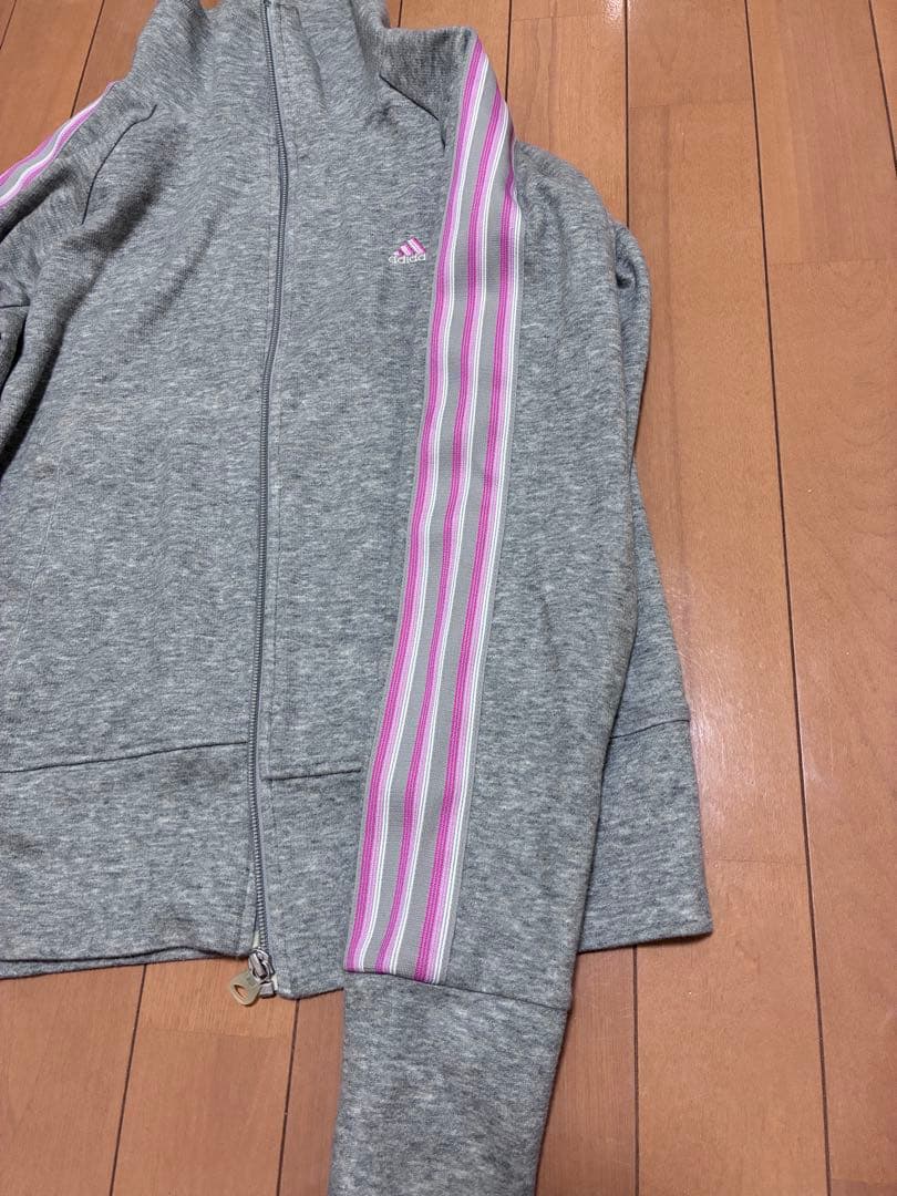 adidas ジャージ グレー ピンク