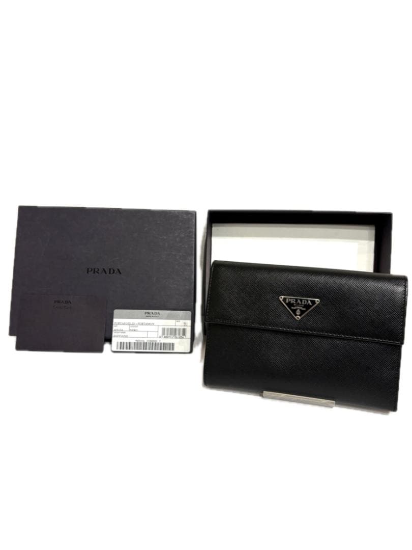 未使用級　箱付き PRADA サフィアーノレザー 三つ折り財布 ブラック