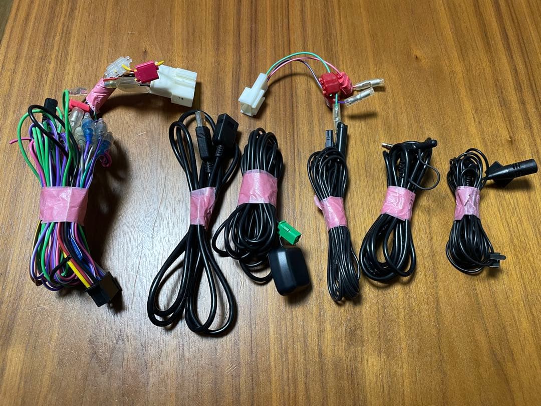 お値下げします　Pioneer AVIC-RZ503IIカーナビ