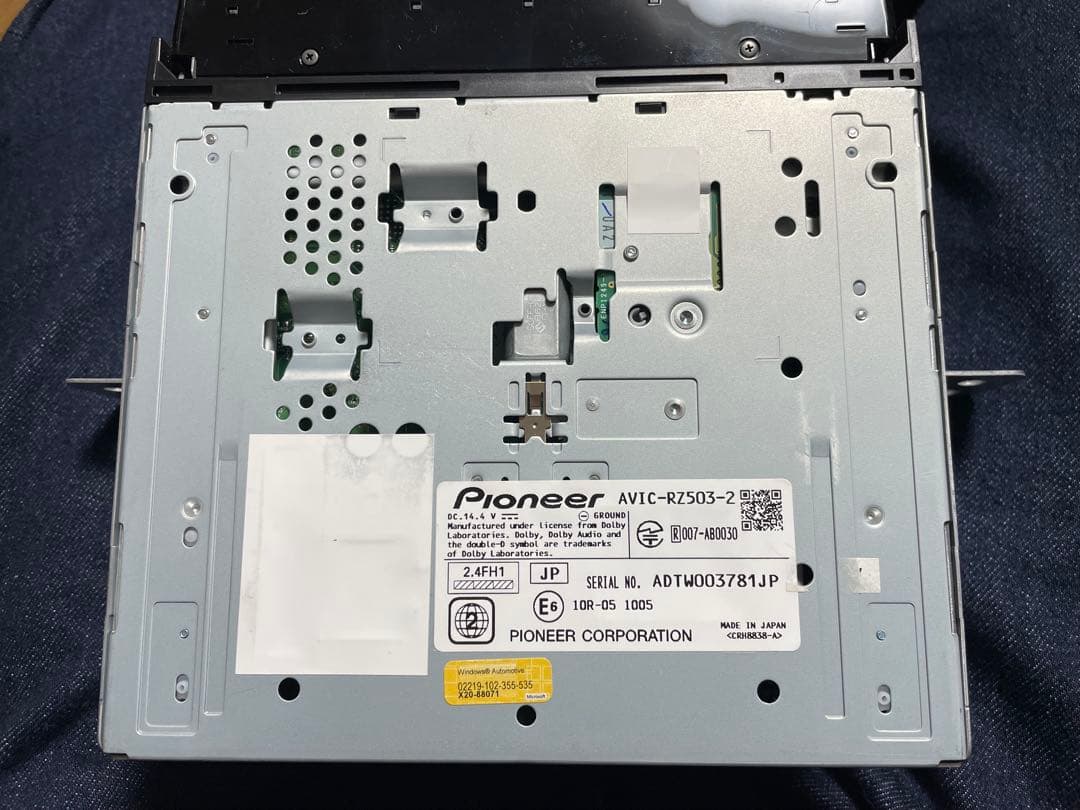 お値下げします　Pioneer AVIC-RZ503IIカーナビ