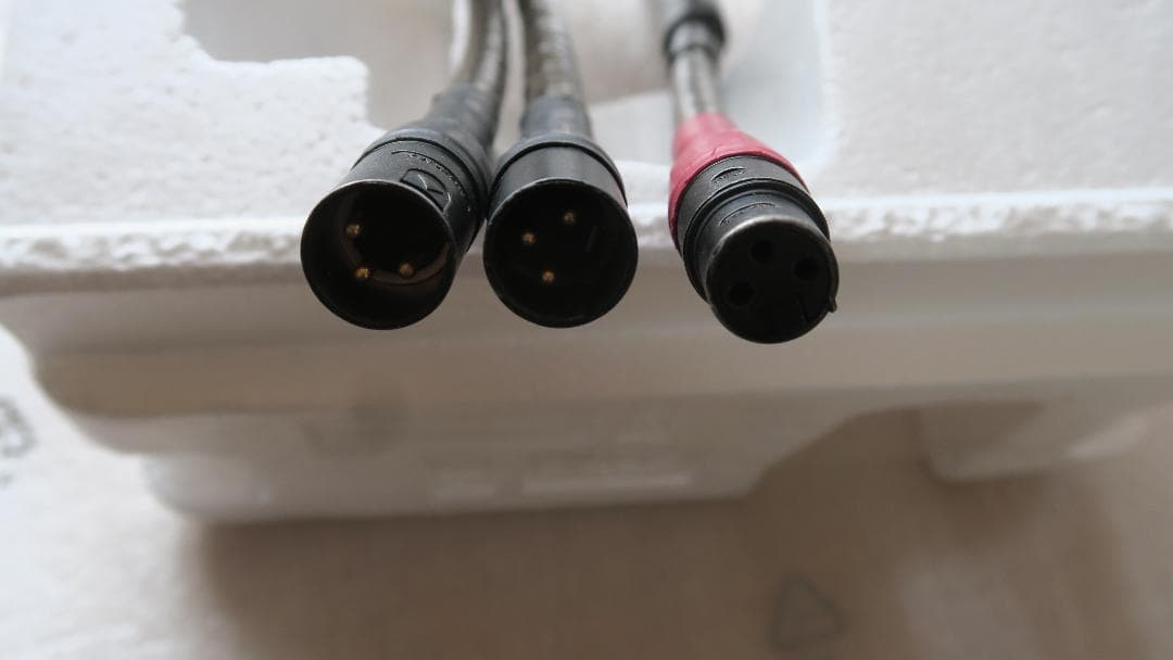 Cardas XLR 二股分岐ケーブル