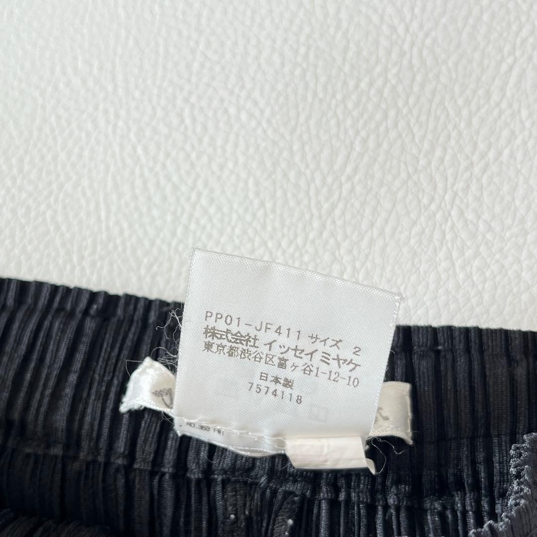 美品✨近年　プリーツプリーズ　イッセイミヤケ　パンツ　ブラック　ポケット