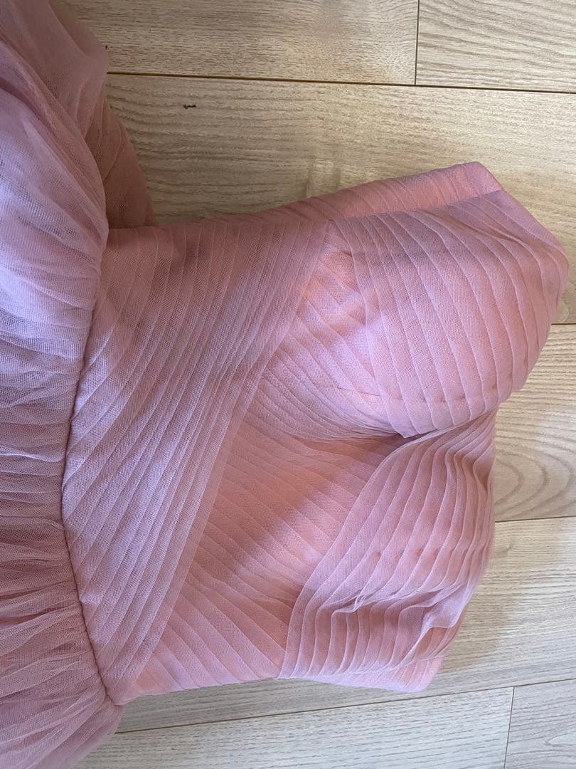 ピンクのカラードレス