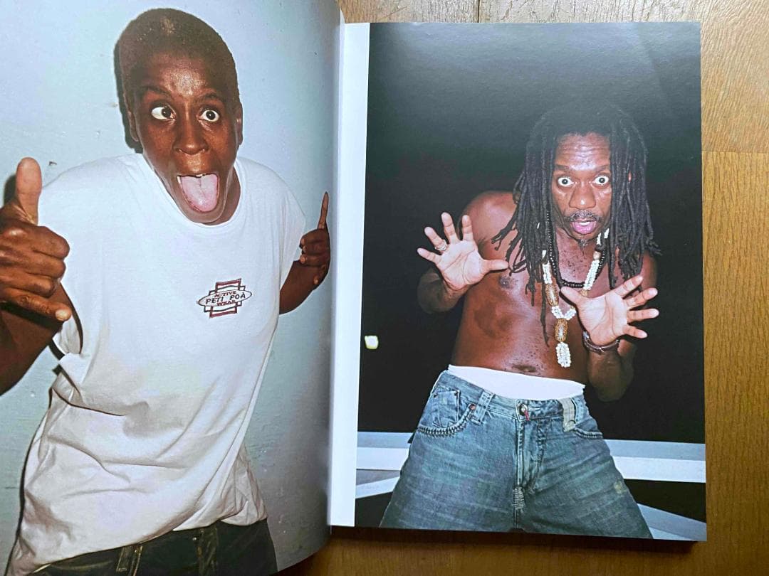 テリー・リチャードソン写真集　サイン入り　希少本