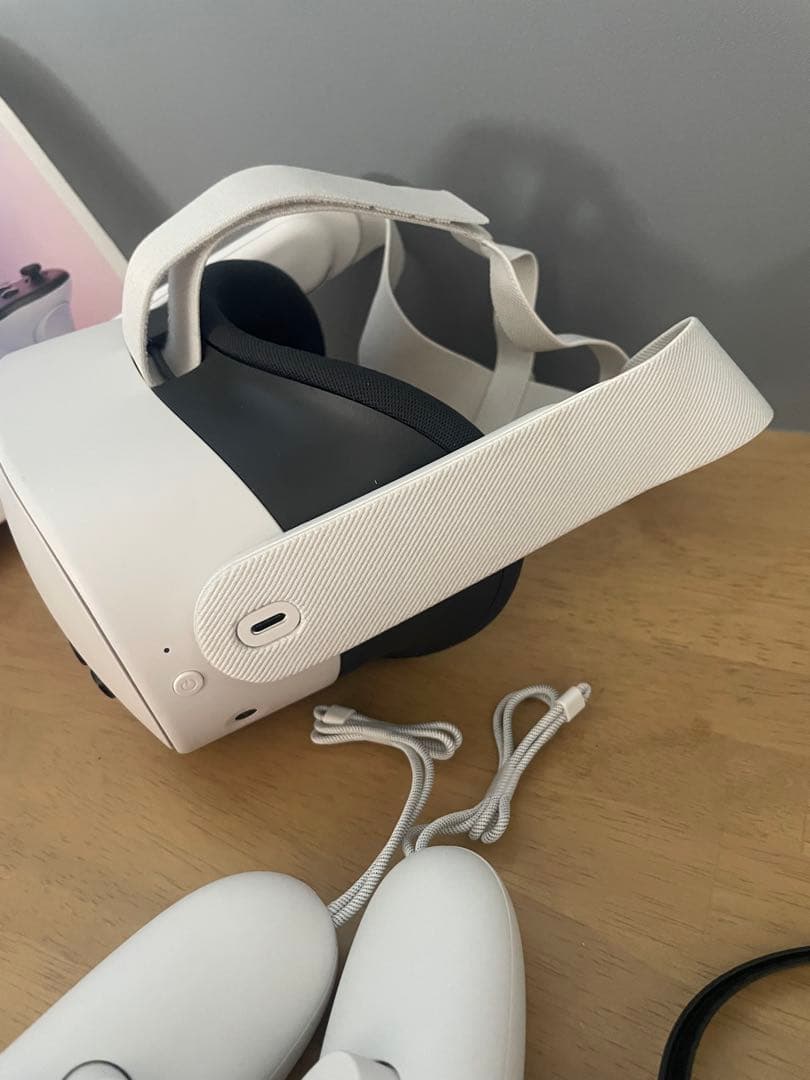 試着のみ　 Quest 3S 128GB VRヘッドセット