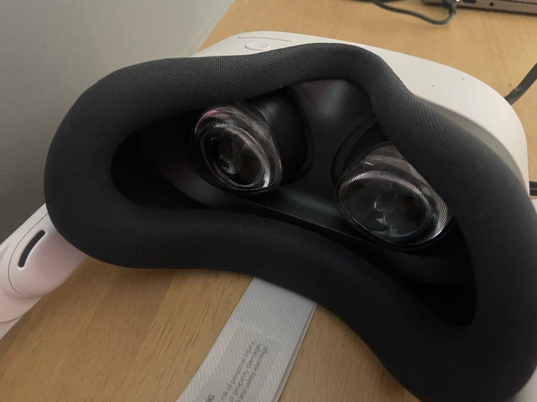 試着のみ　 Quest 3S 128GB VRヘッドセット