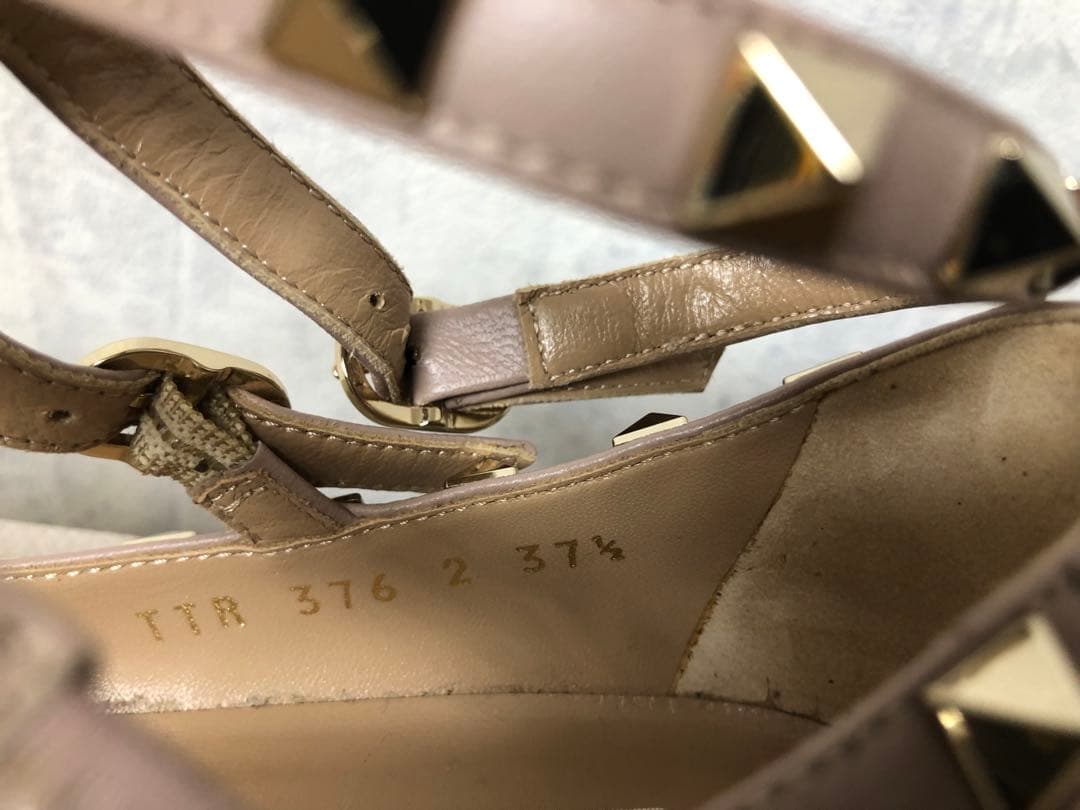 最終値下！VALENTINO ロックスタッズバレリーナ　フラットジューズ