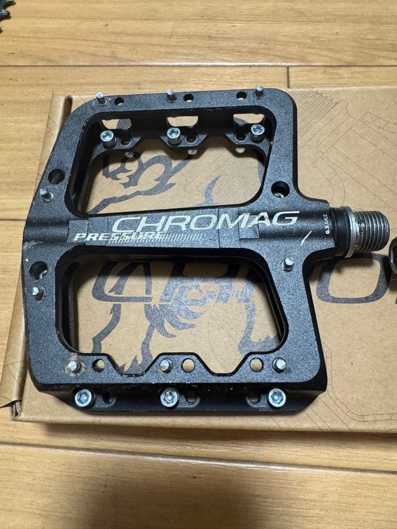 ☆ chromag クロマグ pressure プレッシャー　ペダル　美品 ☆