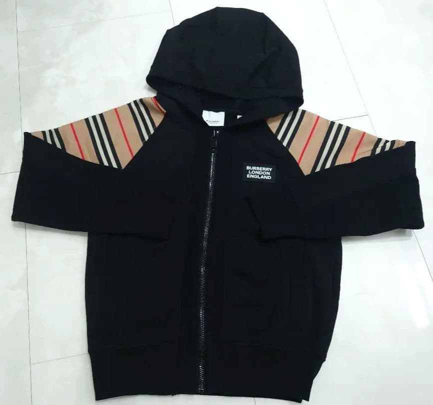 BURBERRY 130cm セットアップ