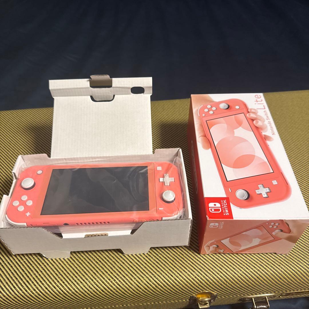 カ*オ様 Nintendo Switch Lite コーラル