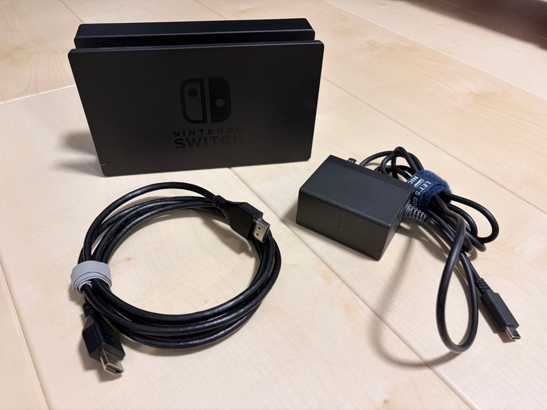 Nintendo Switch 本体 Joy-Con付き