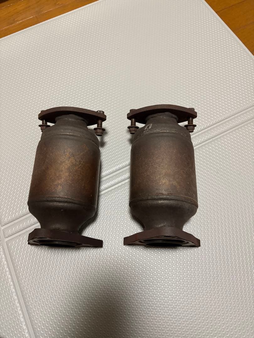 30セルシオ後期 純正触媒 GA4