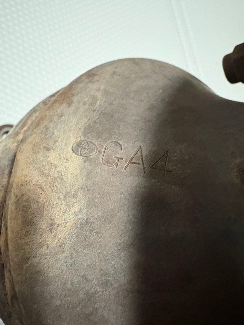 30セルシオ後期 純正触媒 GA4