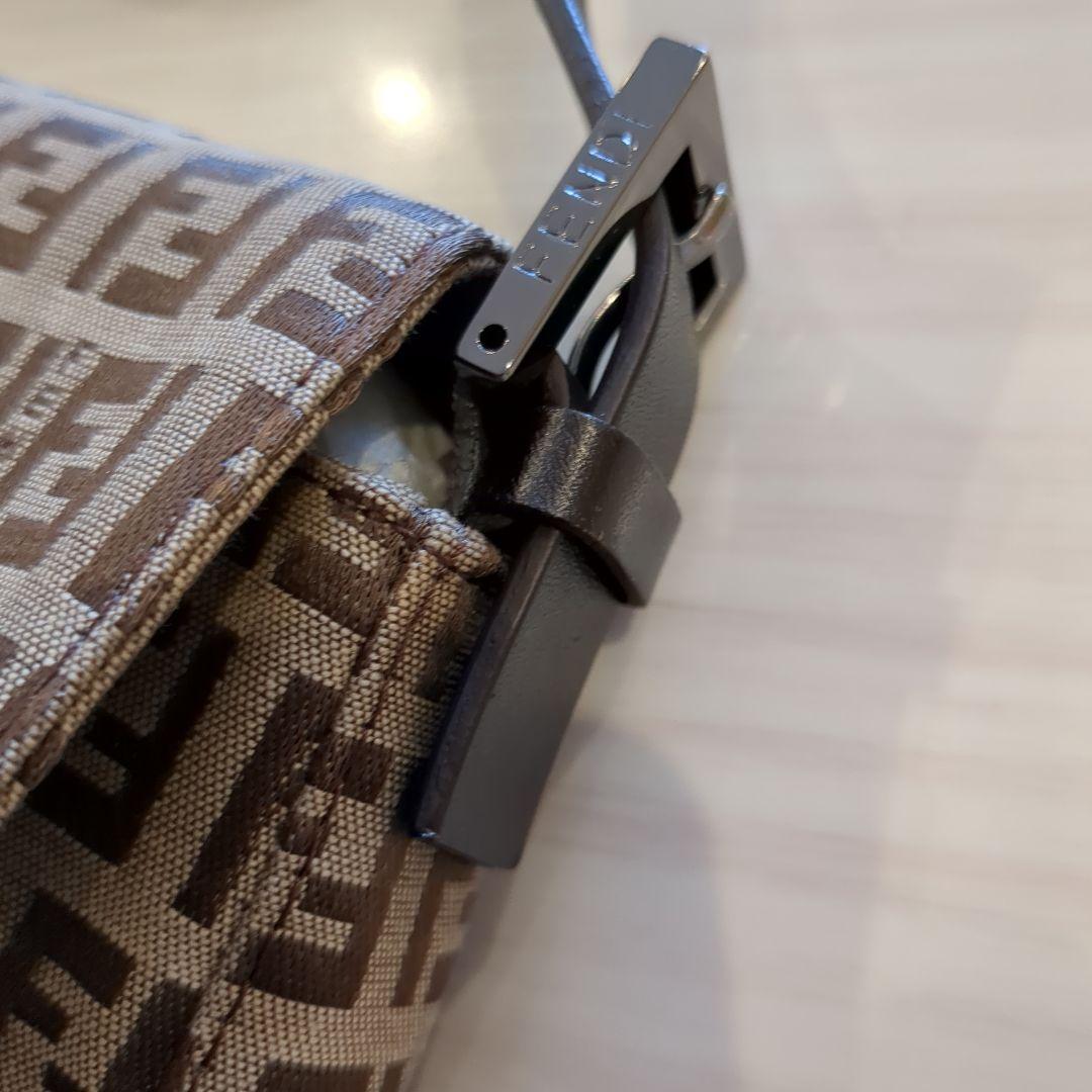 【超美品】FENDI マンマバケット　ショルダーバッグ