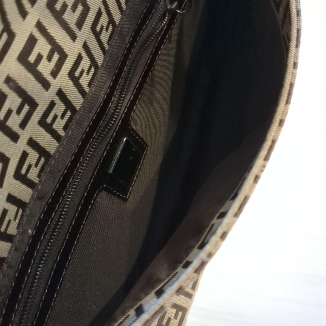 【超美品】FENDI マンマバケット　ショルダーバッグ