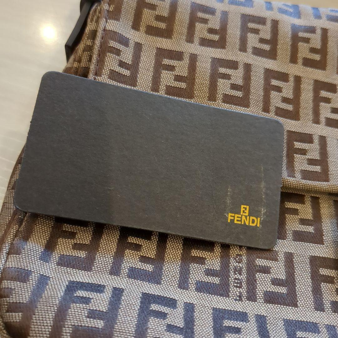【超美品】FENDI マンマバケット　ショルダーバッグ