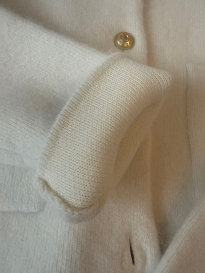 アニュアンス　ノーカラーニットジャケット　ホワイト