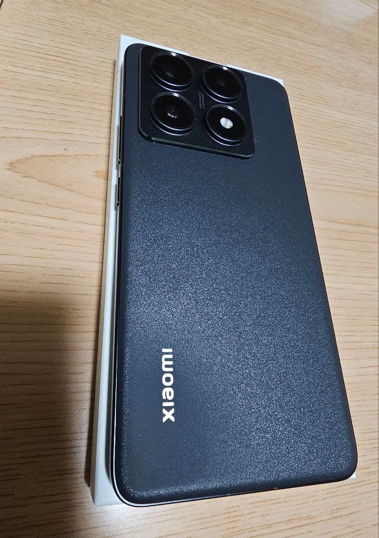 Xiaomi 14T Pro 本体 120W充電器付き　保護ガラス付き