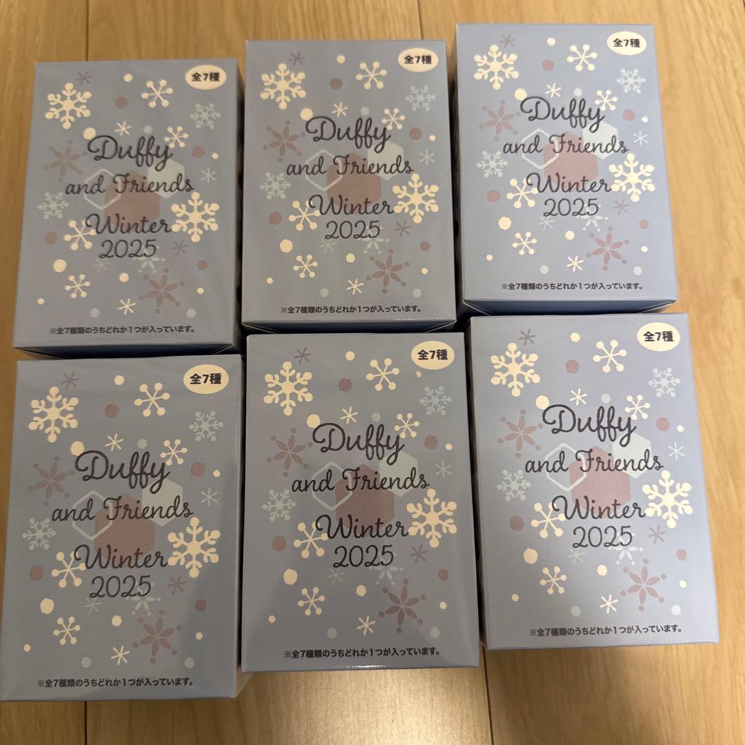ダッフィーアンドフレンズ　2025 チャーム　シークレットオブスノーウィーデイ