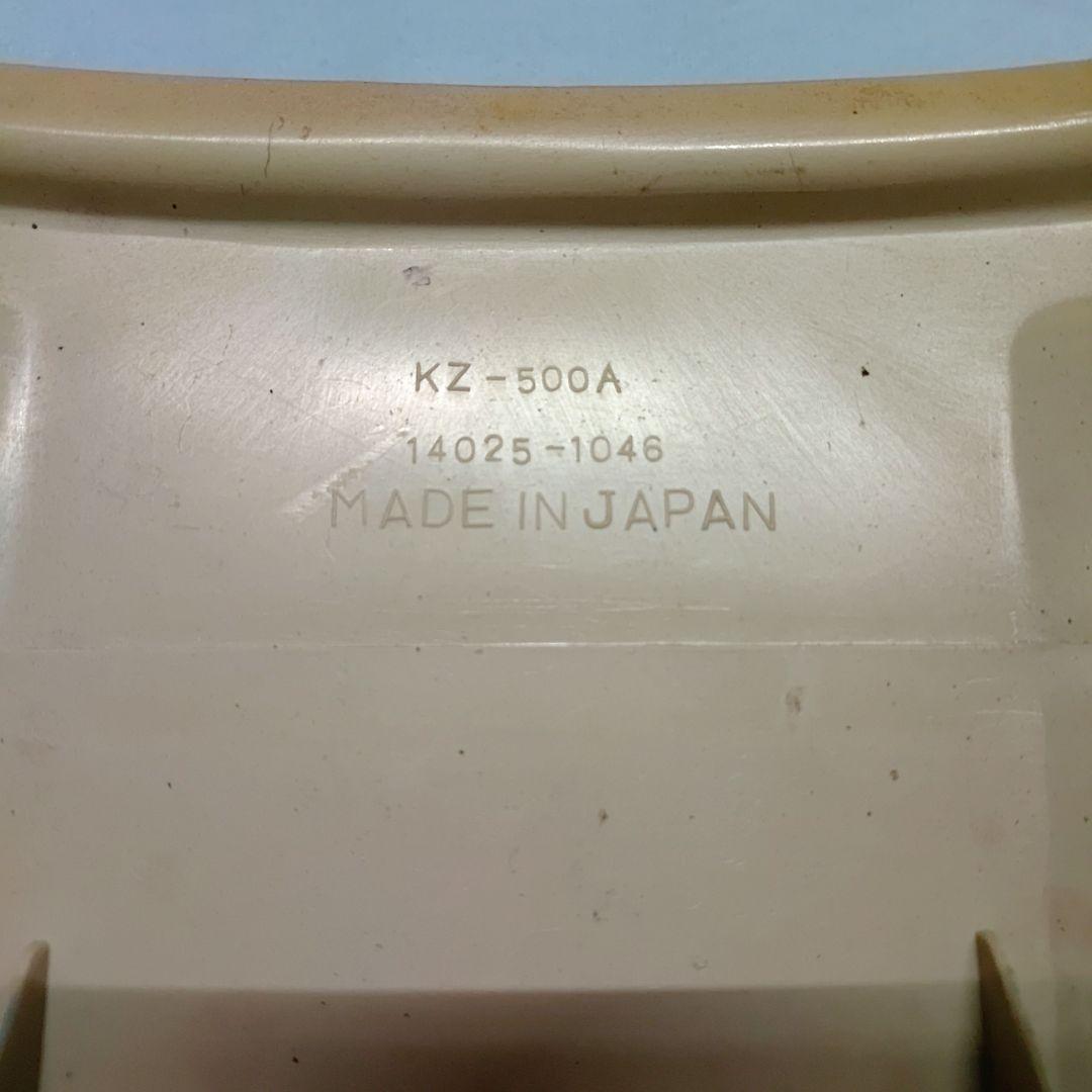 Z400FX 純正 シートカウル 割れ/欠けなし