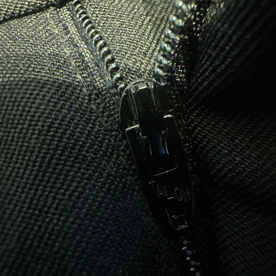 超美品 Levi’s アクションスラックス 黒 W36 L29