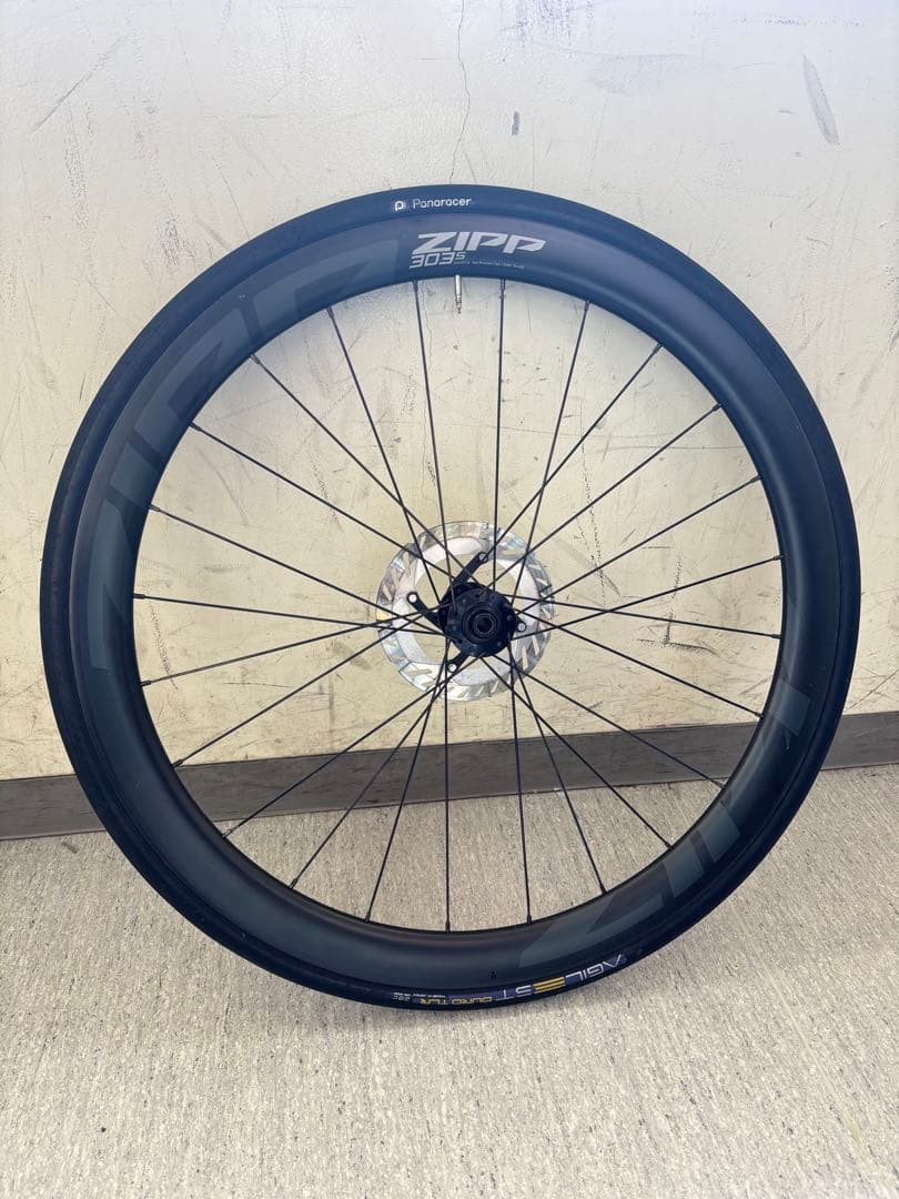 ZIPP 303 S 700C チューブレスタイヤ