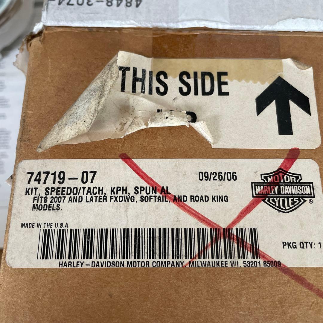 ハーレー純正コンビネーションメーター　タコメーター07以降flhr fxst