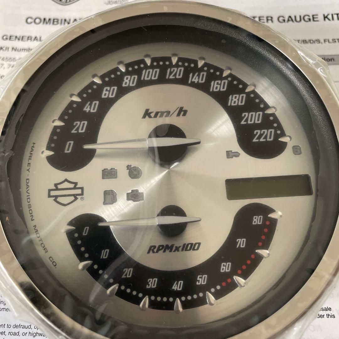 ハーレー純正コンビネーションメーター　タコメーター07以降flhr fxst