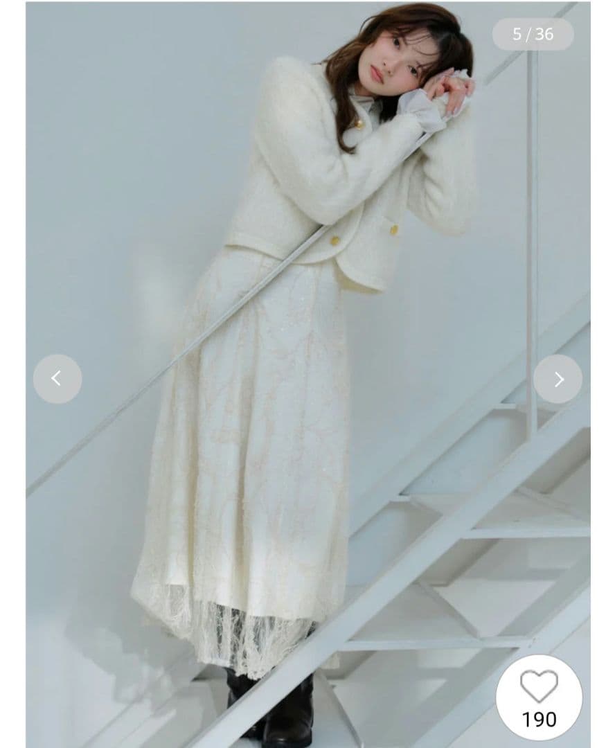 新品タグ付　ファーライクフリルニットジャケット　白　SNIDEL