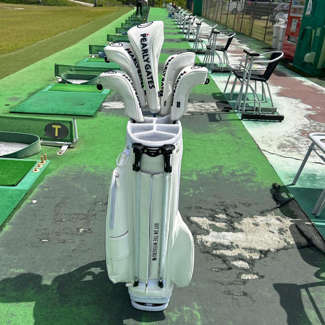 PEARLY GATES スタンド式キャディバッグ ヘッドカバー5本付き