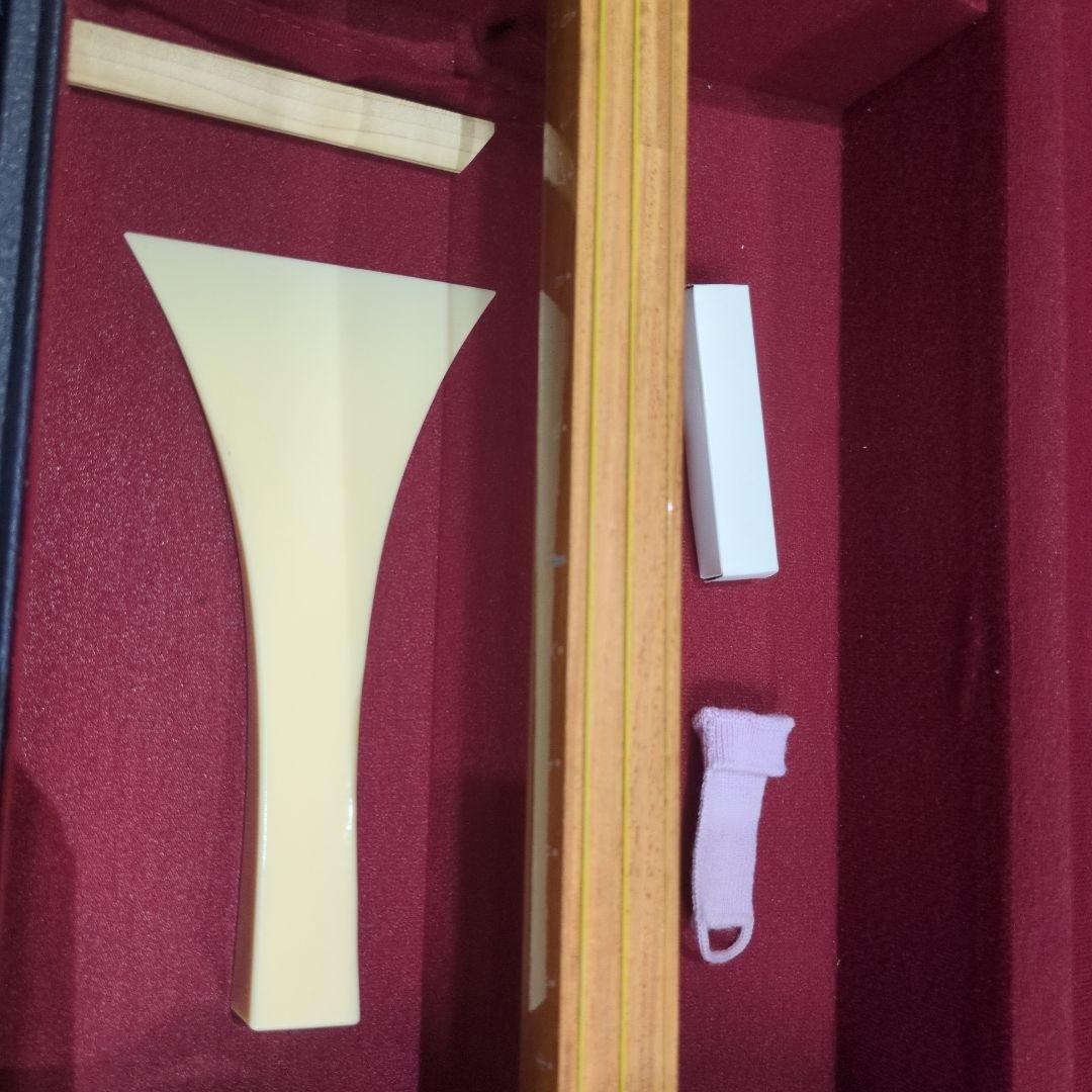 中古三味線　中棹　ハードケース付き　すぐ弾けます