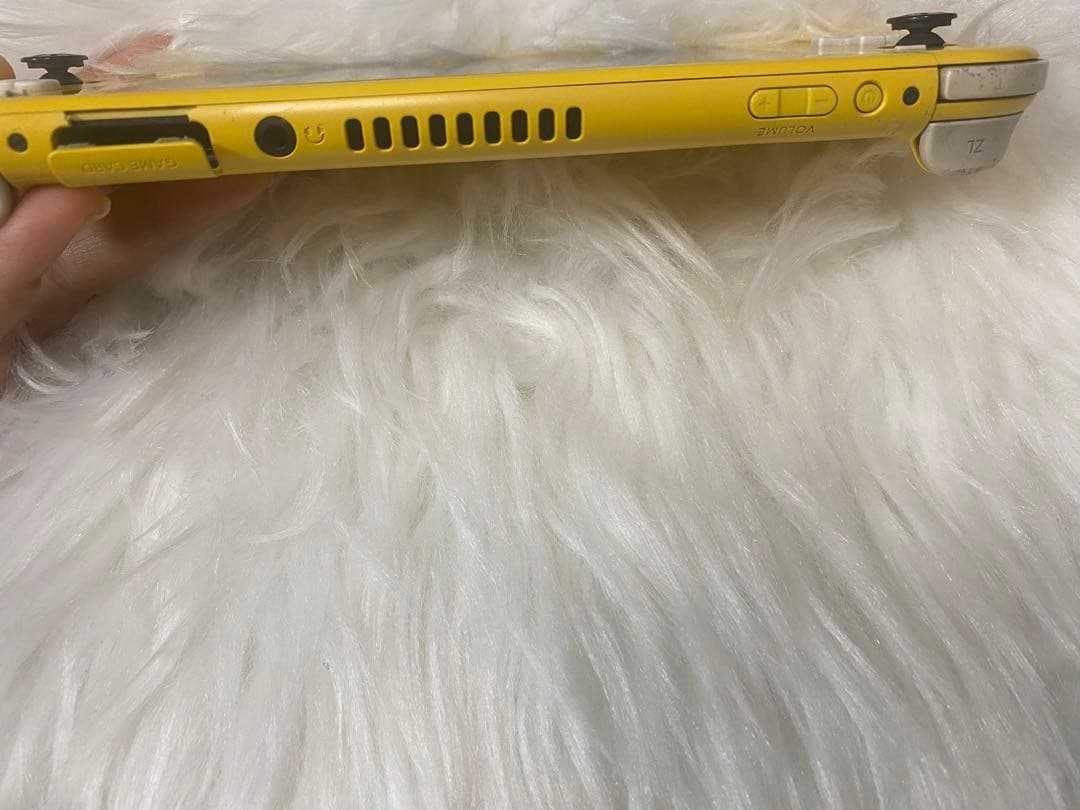 Nintendo Switch Lite イエロー 本体 +箱付き【早い者勝ち】