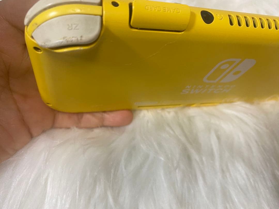 Nintendo Switch Lite イエロー 本体 +箱付き【早い者勝ち】