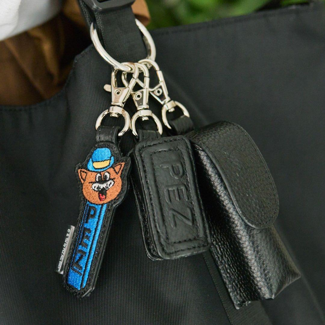 【新品】ear PAPILLONNER PEZ×ear 本革リップケースチャーム