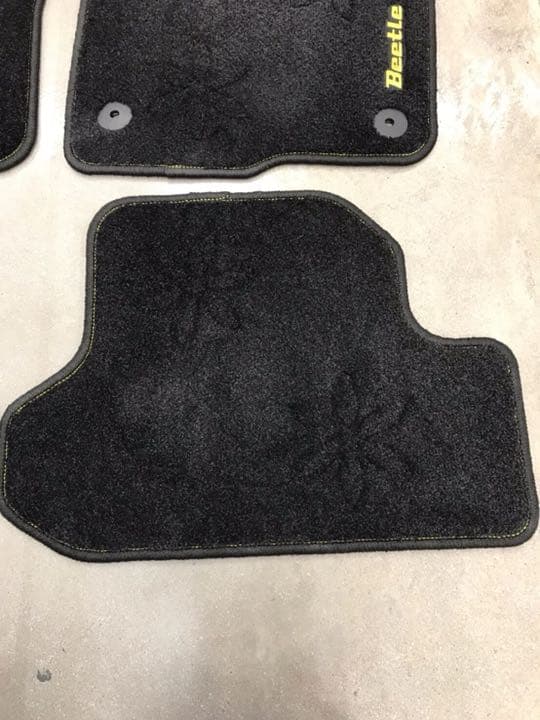 VW ザ・ビートル フロアマット イエロー 【希少】